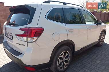 Внедорожник / Кроссовер Subaru Forester 2019 в 