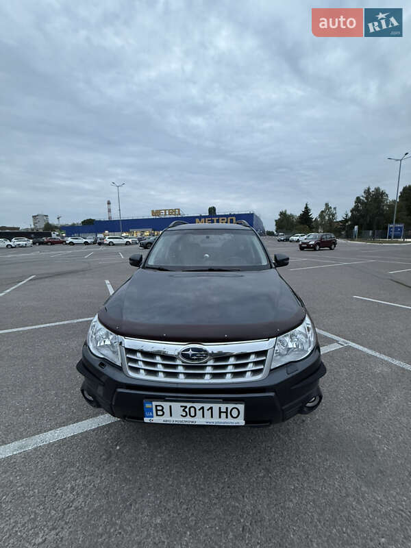Внедорожник / Кроссовер Subaru Forester 2011 в Житомире