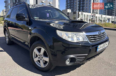 Внедорожник / Кроссовер Subaru Forester 2010 в Киеве