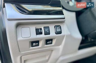 Внедорожник / Кроссовер Subaru Forester 2017 в 