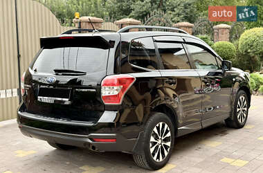 Внедорожник / Кроссовер Subaru Forester 2014 в 