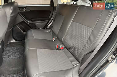 Внедорожник / Кроссовер Subaru Forester 2014 в 