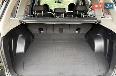 Внедорожник / Кроссовер Subaru Forester 2014 в 