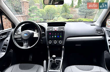 Внедорожник / Кроссовер Subaru Forester 2014 в 
