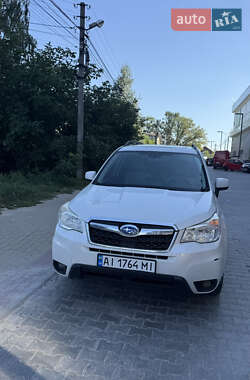 Внедорожник / Кроссовер Subaru Forester 2014 в 