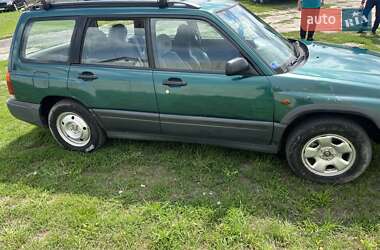 Позашляховик / Кросовер Subaru Forester 1997 в Львові