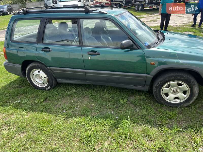 Позашляховик / Кросовер Subaru Forester 1997 в Львові
