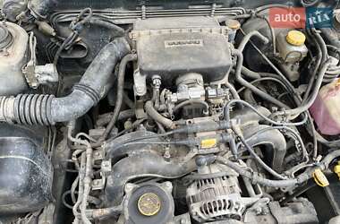 Внедорожник / Кроссовер Subaru Forester 1997 в 