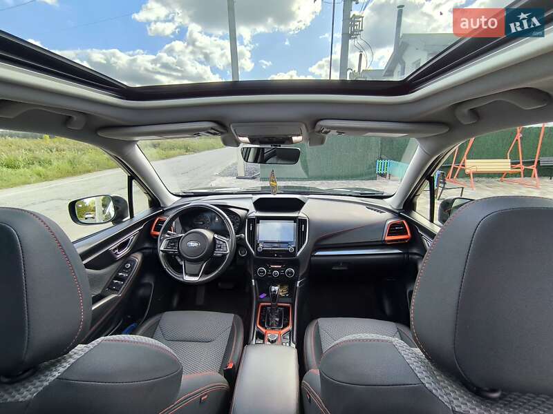 Внедорожник / Кроссовер Subaru Forester 2018 в Киеве