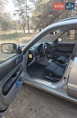 Внедорожник / Кроссовер Subaru Forester 2006 в 
