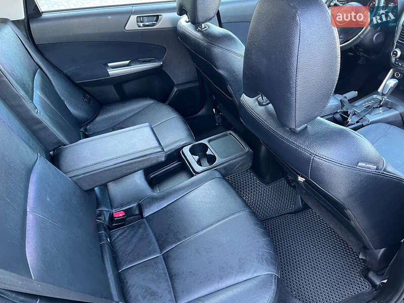 Внедорожник / Кроссовер Subaru Forester 2011 в Ивано-Франковске