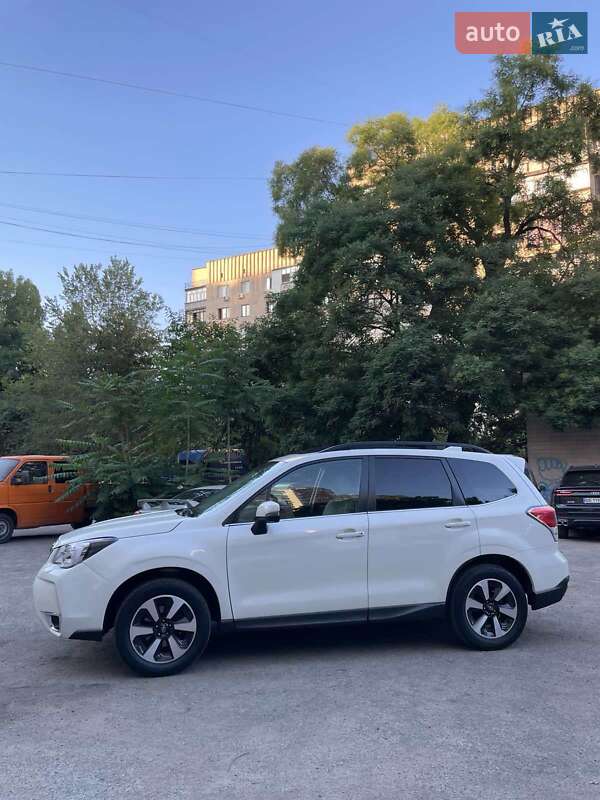 Внедорожник / Кроссовер Subaru Forester 2016 в Одессе