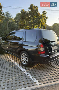 Внедорожник / Кроссовер Subaru Forester 2007 в 