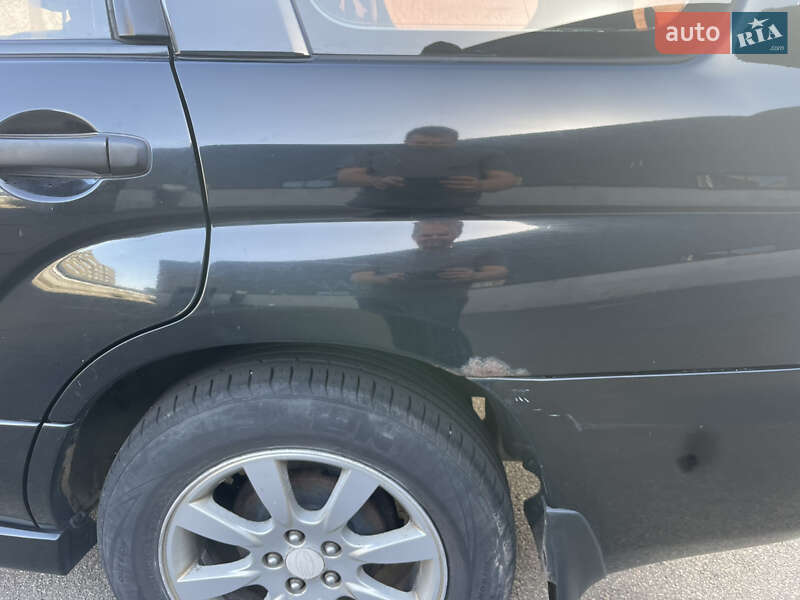 Внедорожник / Кроссовер Subaru Forester 2005 в Киеве