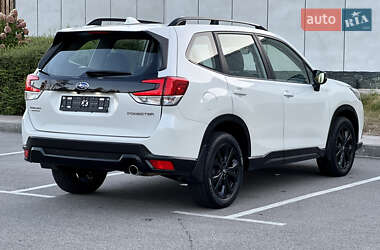 Внедорожник / Кроссовер Subaru Forester 2023 в 