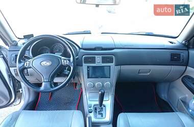 Внедорожник / Кроссовер Subaru Forester 2006 в 