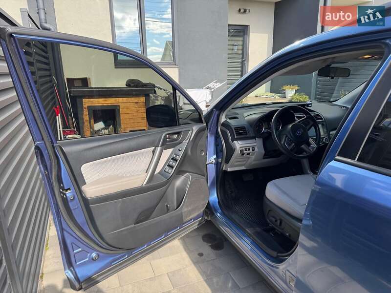 Внедорожник / Кроссовер Subaru Forester 2018 в Сумах