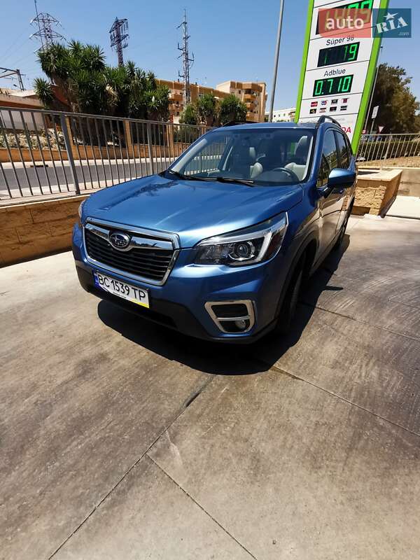 Внедорожник / Кроссовер Subaru Forester 2020 в Львове