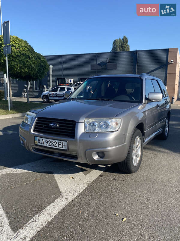 Внедорожник / Кроссовер Subaru Forester 2007 в Киеве