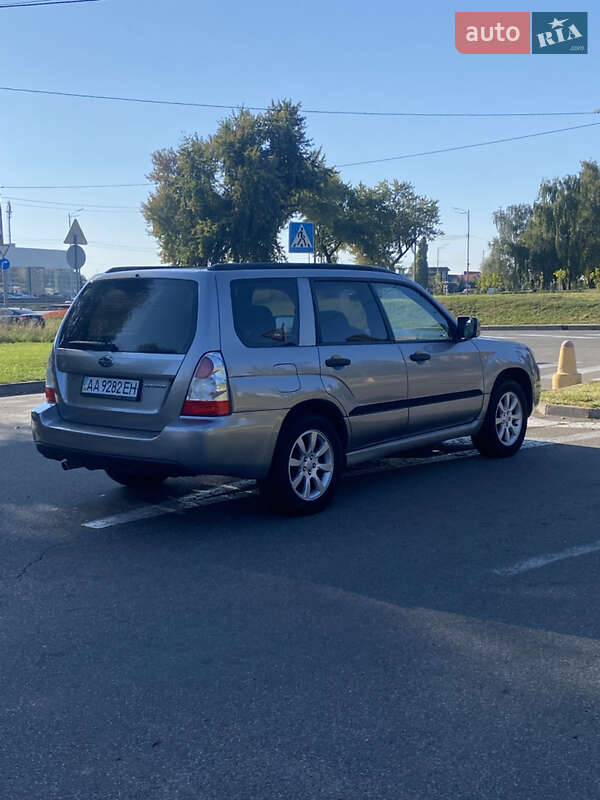 Внедорожник / Кроссовер Subaru Forester 2007 в Киеве
