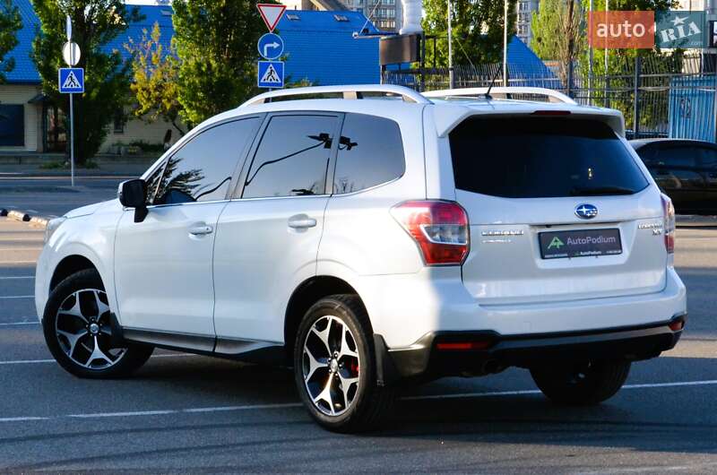 Внедорожник / Кроссовер Subaru Forester 2014 в Киеве