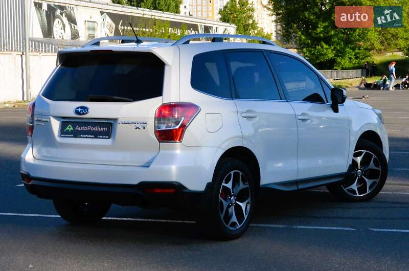 Внедорожник / Кроссовер Subaru Forester 2014 в Киеве