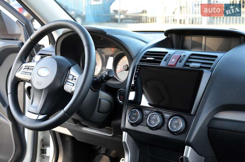 Внедорожник / Кроссовер Subaru Forester 2014 в Киеве