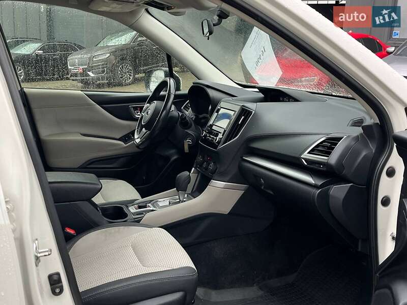 Позашляховик / Кросовер Subaru Forester 2018 в Львові фото 9 Позашляховик / Кросовер Subaru Forester 2018 в Львові