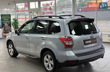 Внедорожник / Кроссовер Subaru Forester 2016 в 