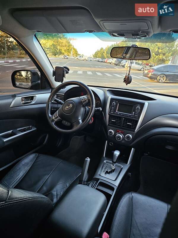 Внедорожник / Кроссовер Subaru Forester 2012 в Николаеве