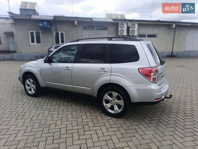 Внедорожник / Кроссовер Subaru Forester 2011 в Мукачево