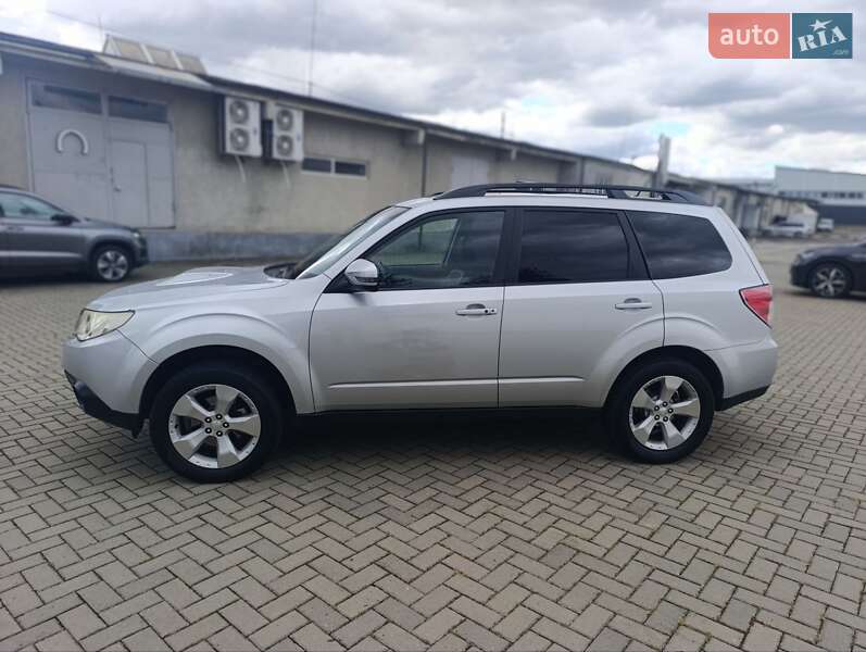 Внедорожник / Кроссовер Subaru Forester 2011 в Мукачево