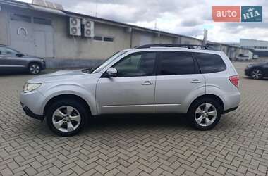 Внедорожник / Кроссовер Subaru Forester 2011 в 