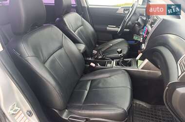 Внедорожник / Кроссовер Subaru Forester 2011 в 