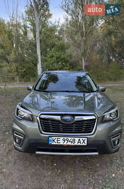 Внедорожник / Кроссовер Subaru Forester 2018 в 