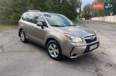 Внедорожник / Кроссовер Subaru Forester 2015 в Каменском