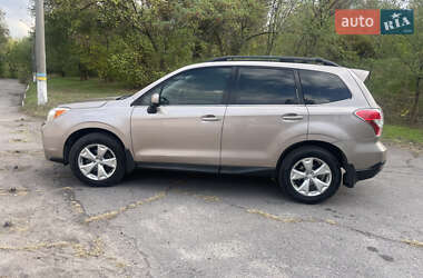 Внедорожник / Кроссовер Subaru Forester 2015 в 