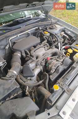 Внедорожник / Кроссовер Subaru Forester 2006 в 