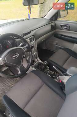 Внедорожник / Кроссовер Subaru Forester 2006 в 