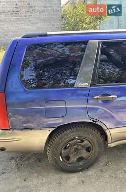 Внедорожник / Кроссовер Subaru Forester 2002 в 