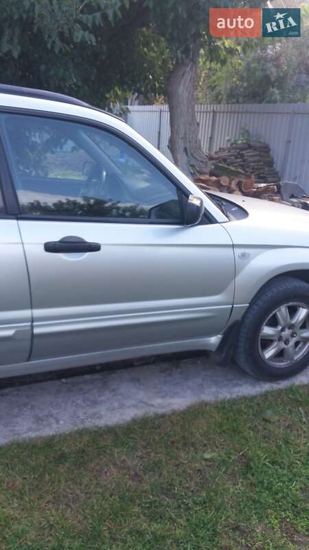 Внедорожник / Кроссовер Subaru Forester 2003 в Каменском