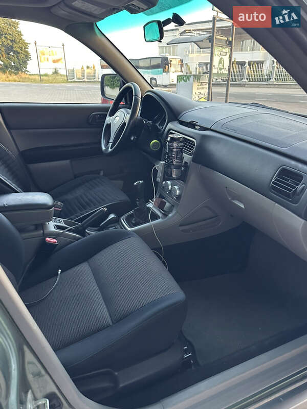 Внедорожник / Кроссовер Subaru Forester 2006 в Снятине