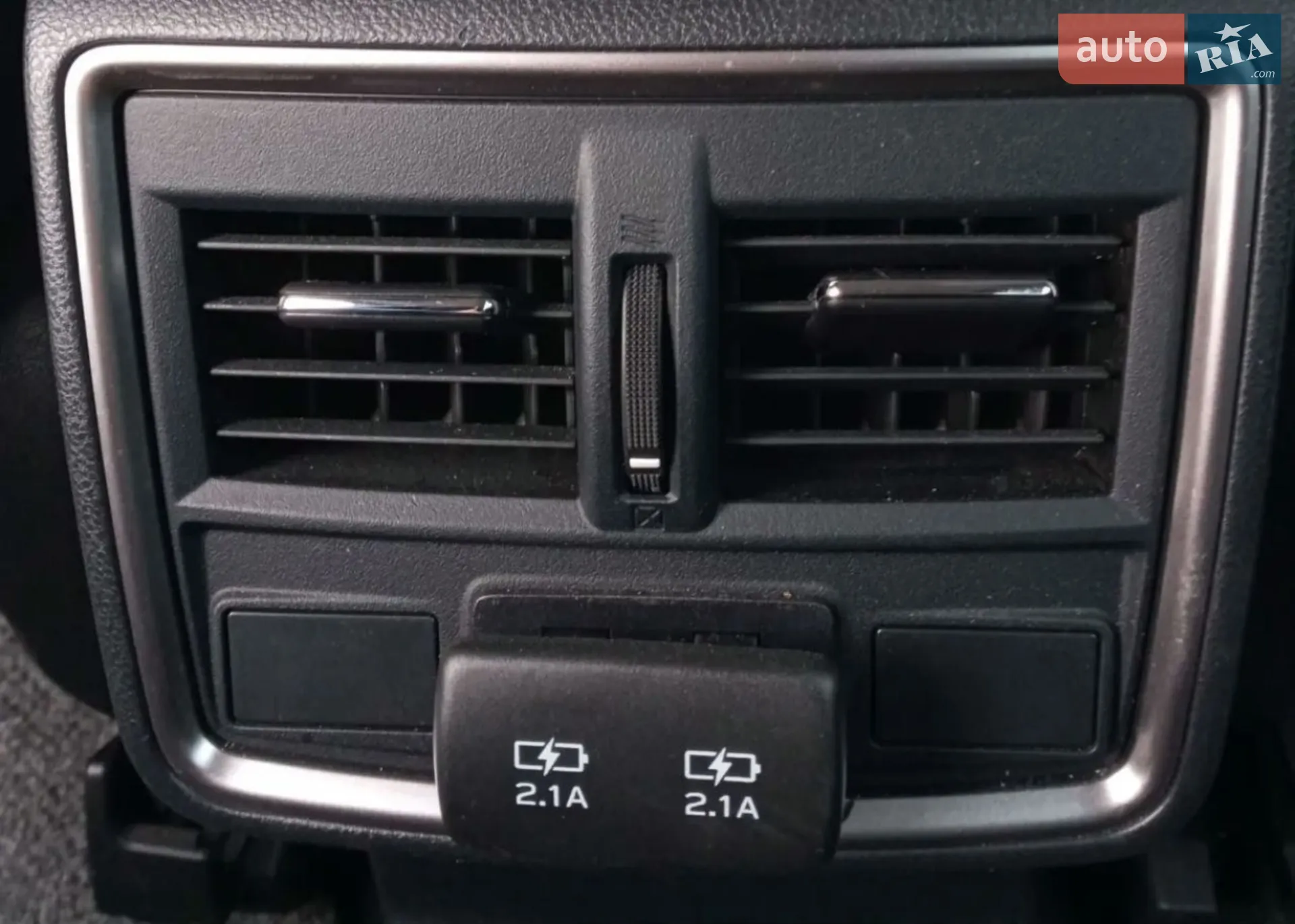 2020 Subaru Forester - мініатюра 19