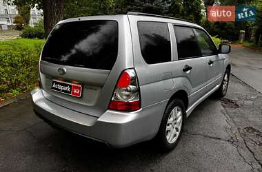 Внедорожник / Кроссовер Subaru Forester 2006 в 
