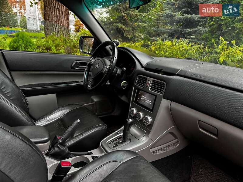 Позашляховик / Кросовер Subaru Forester 2006 в Києві