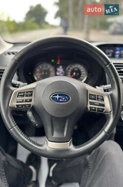 Внедорожник / Кроссовер Subaru Forester 2013 в 