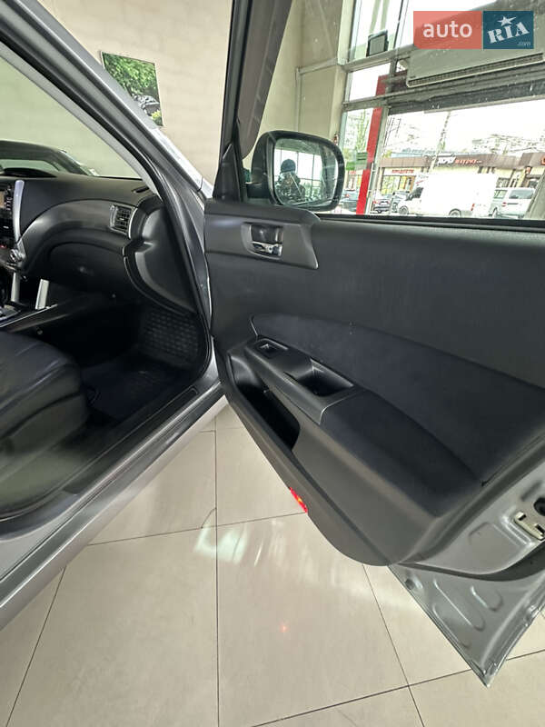 Внедорожник / Кроссовер Subaru Forester 2011 в Одессе