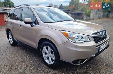 Внедорожник / Кроссовер Subaru Forester 2014 в 