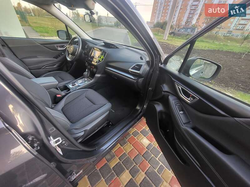 Внедорожник / Кроссовер Subaru Forester 2019 в Харькове