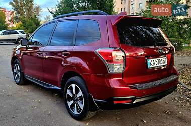 Внедорожник / Кроссовер Subaru Forester 2018 в 